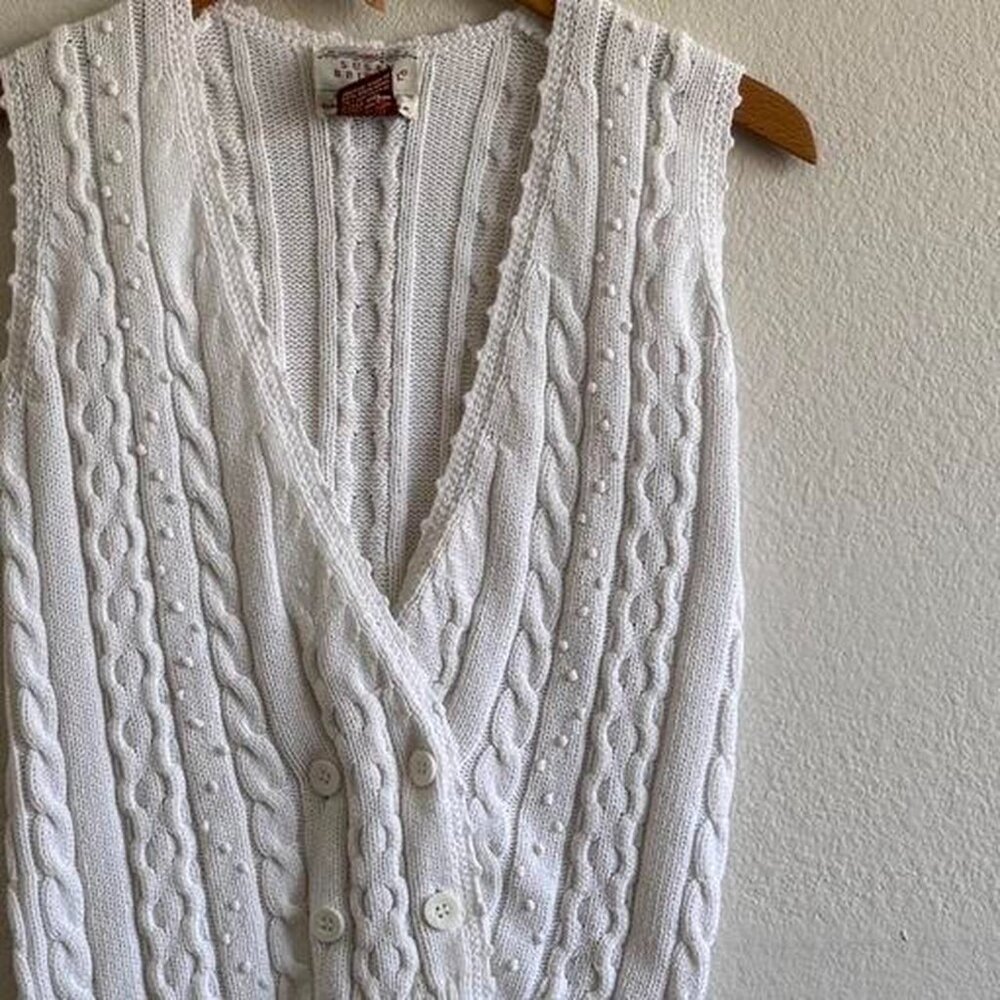 Vintage White Cottage Core Knit Cardigan Button Vest size Small - Picture 3 of 3